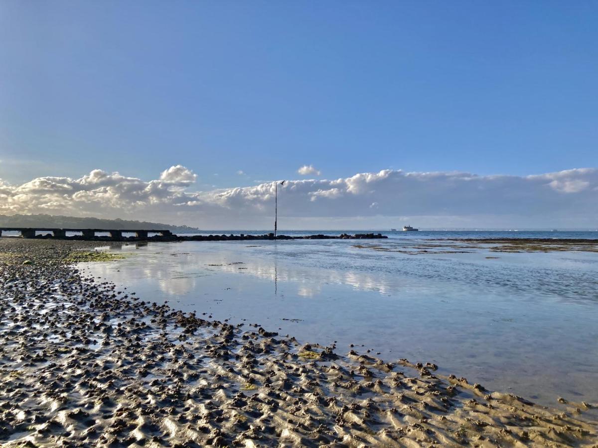 12A Solent Landing Direct Beach Access Bembridge Ngoại thất bức ảnh